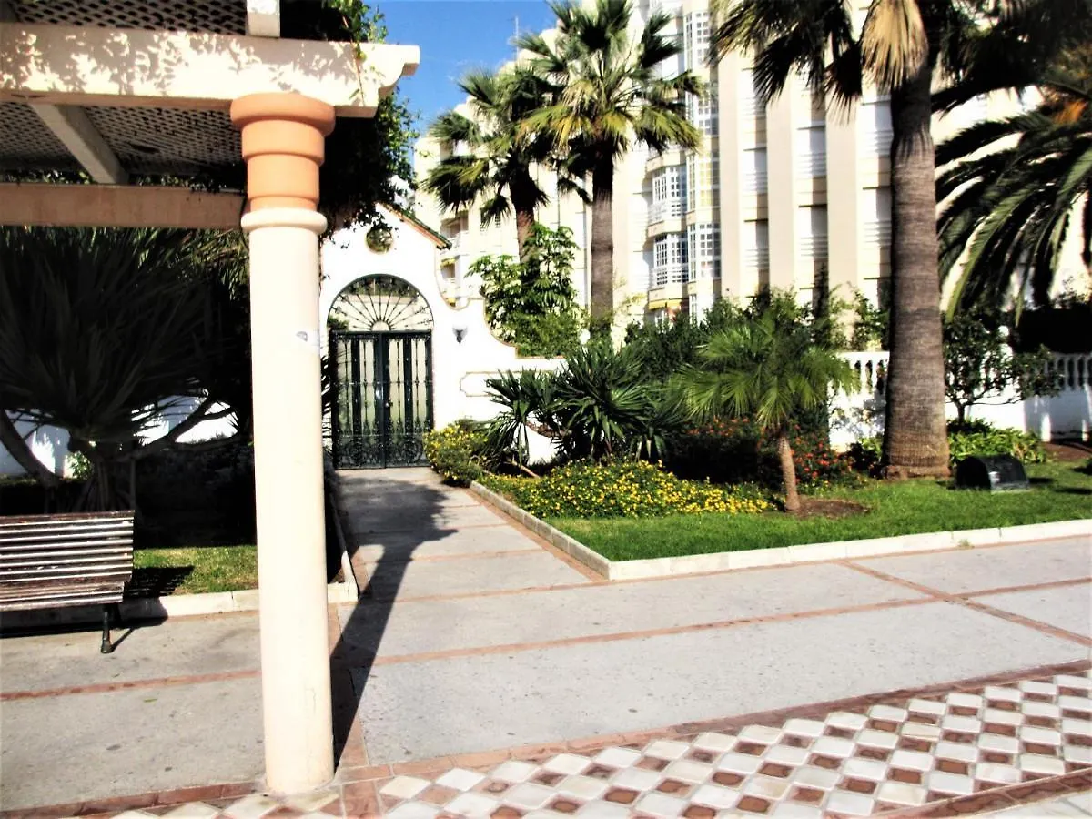 Apartment Frente A La Playa Benalmadena Pto Marina Spain